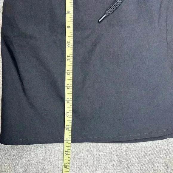 Eddie Bauer Skort Tulip Hem Black - Picture 3 of 11